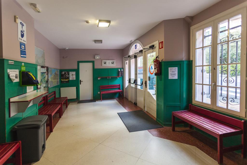 Juvenil Ondarreta Hostel San Sebastián