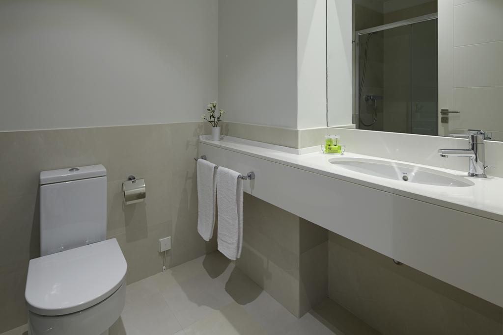 Appartement Black & White 3 By Feelfree *