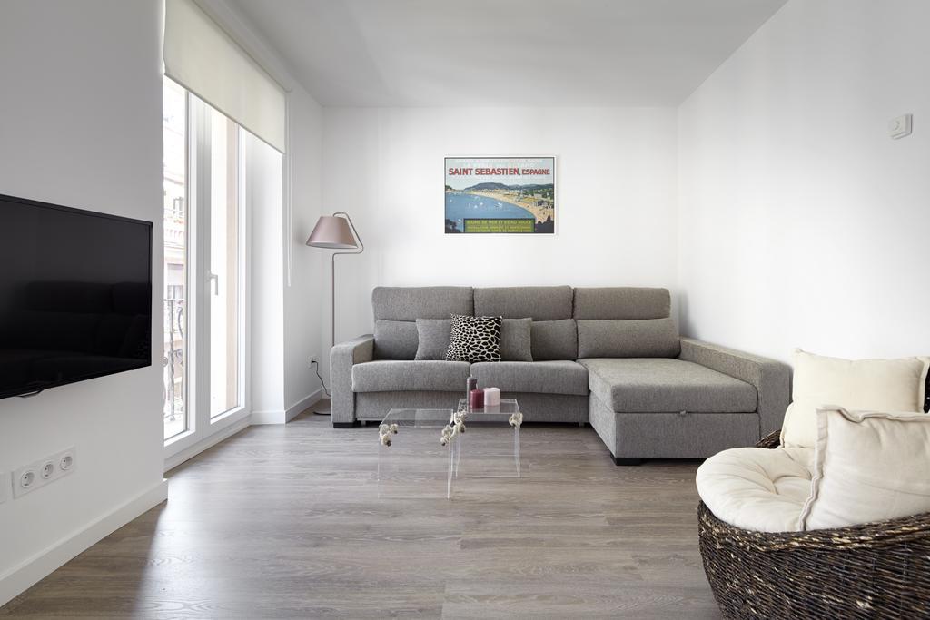 Baihouse By Feelfree *