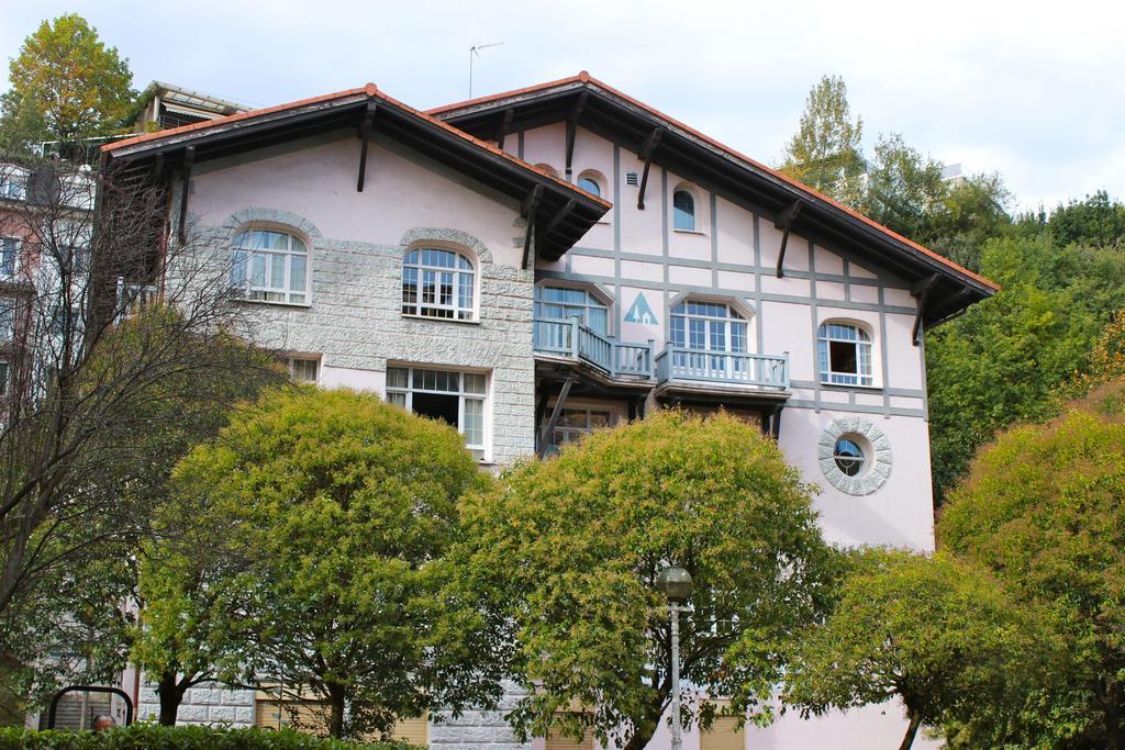 Juvenil Ondarreta Hostel *