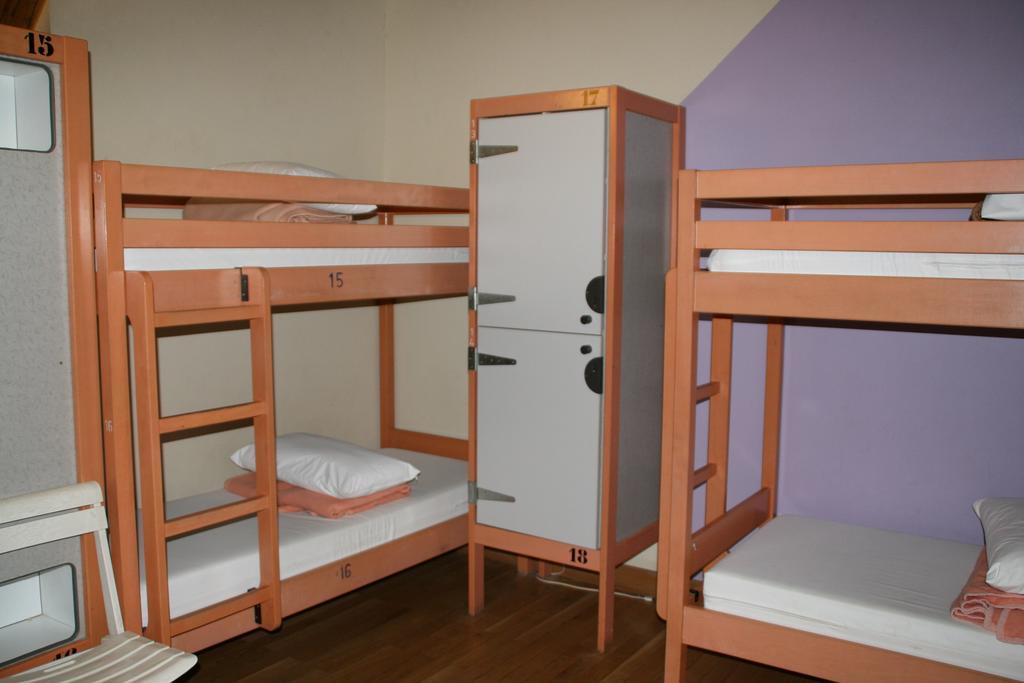 Juvenil Ondarreta Hostel