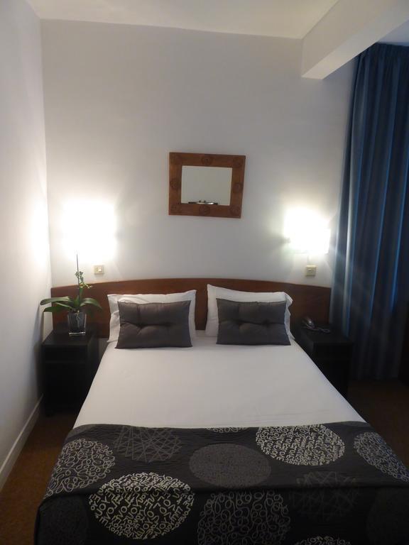 Hotel Record