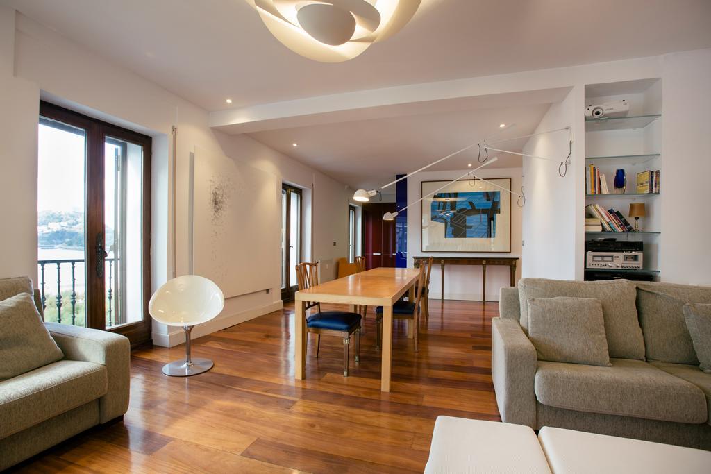 Alderdi Eder By People San Sebastian