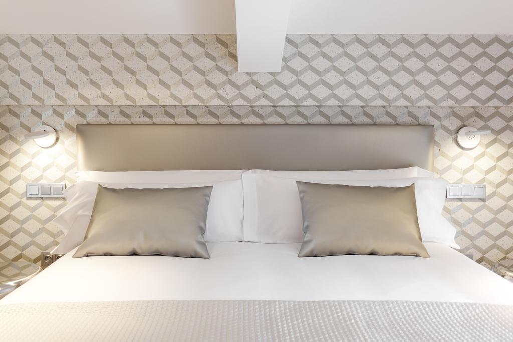 Birdie Boutique - Adults Only 4*