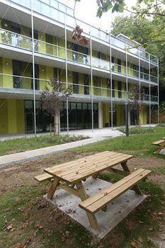 Uba Auberge de jeunesse *