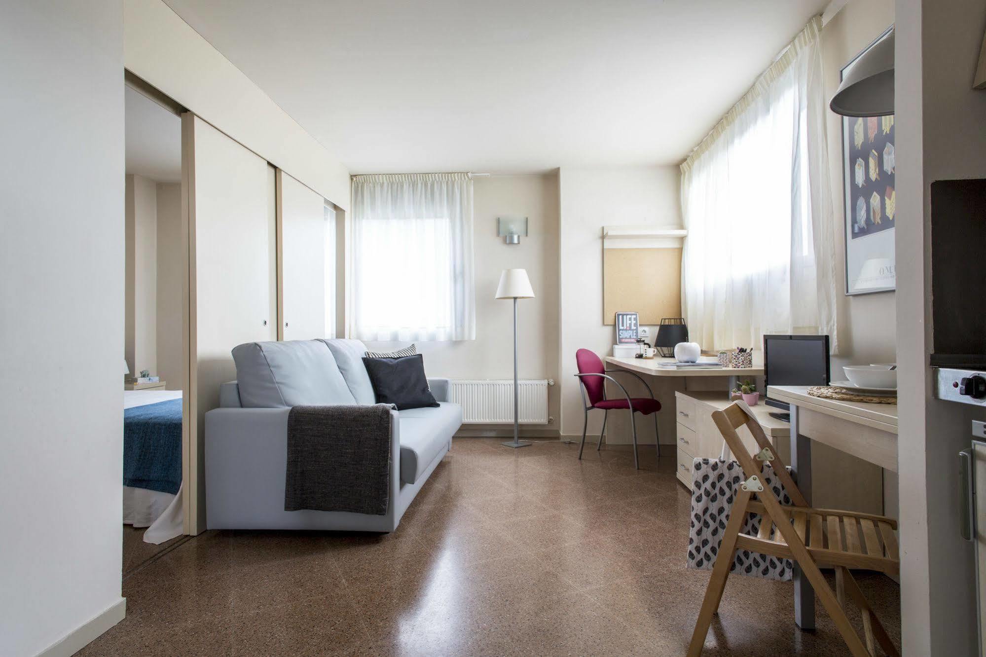 Residencia Universitaria Resa Manuel Agud Querol Apartment San Sebastian