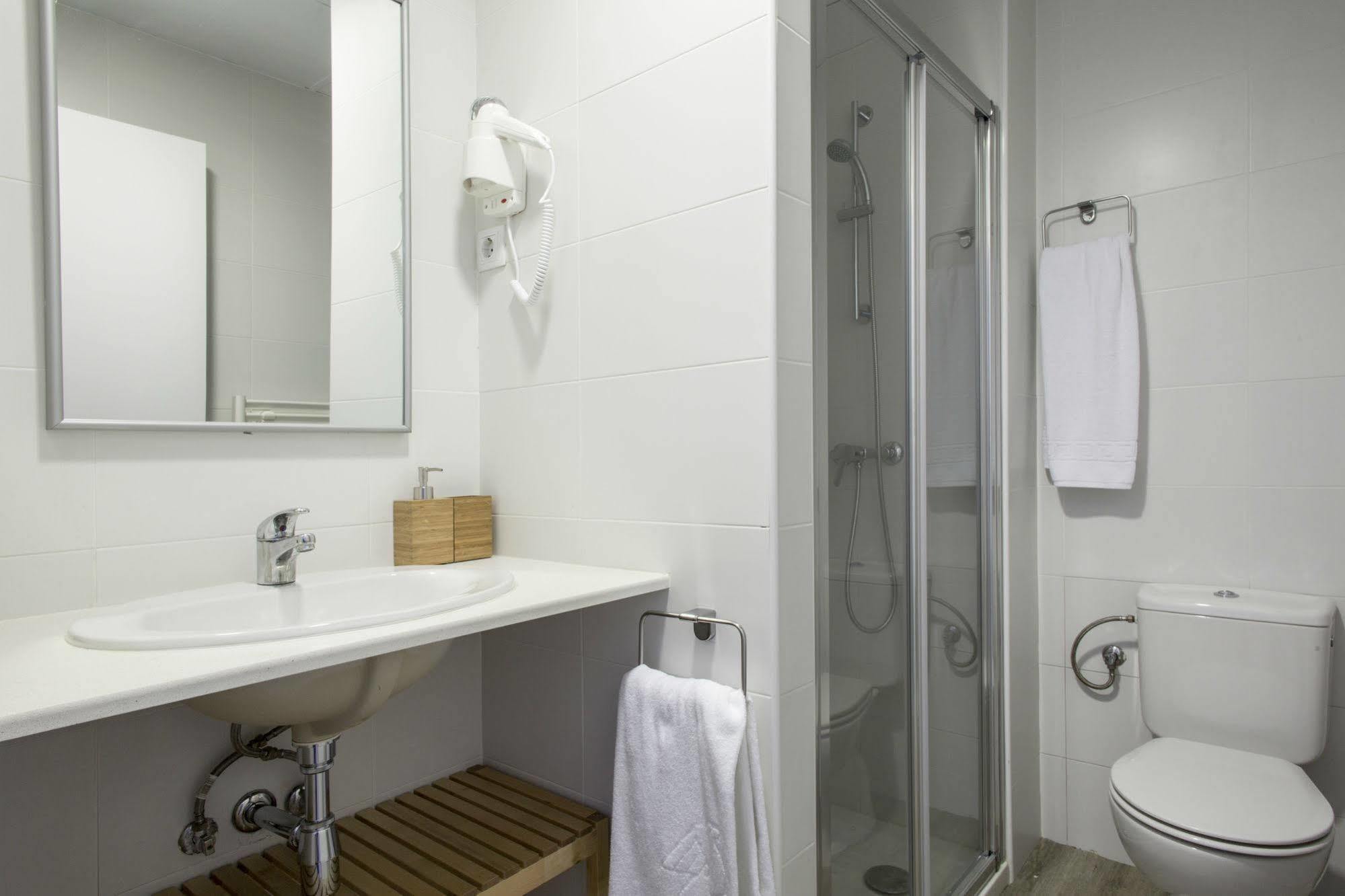 Apartment Residencia Universitaria Resa Manuel Agud Querol *