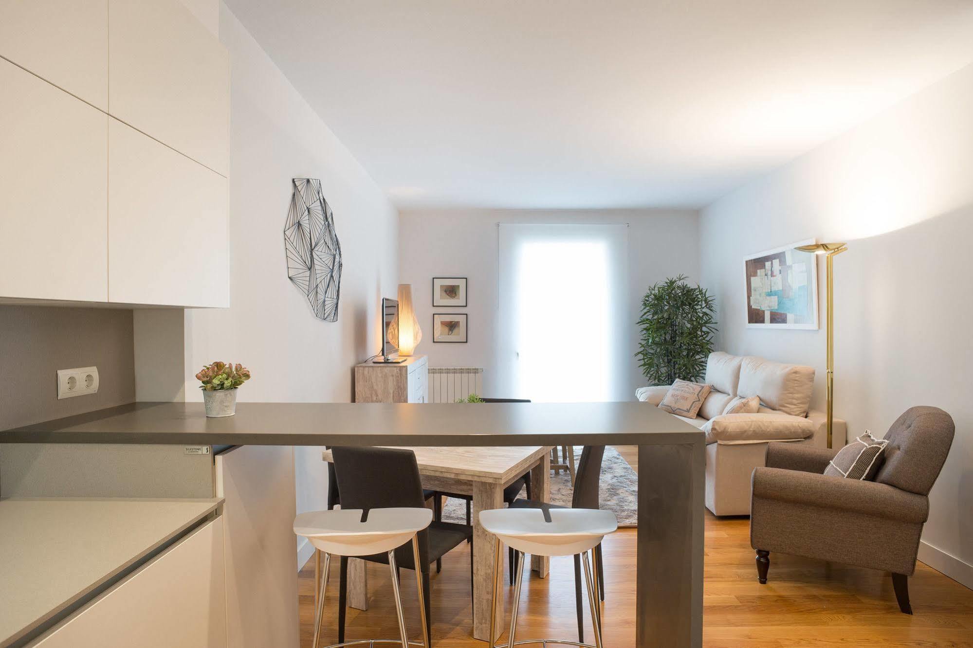 Apartment Garibay Boulevard - Ib.