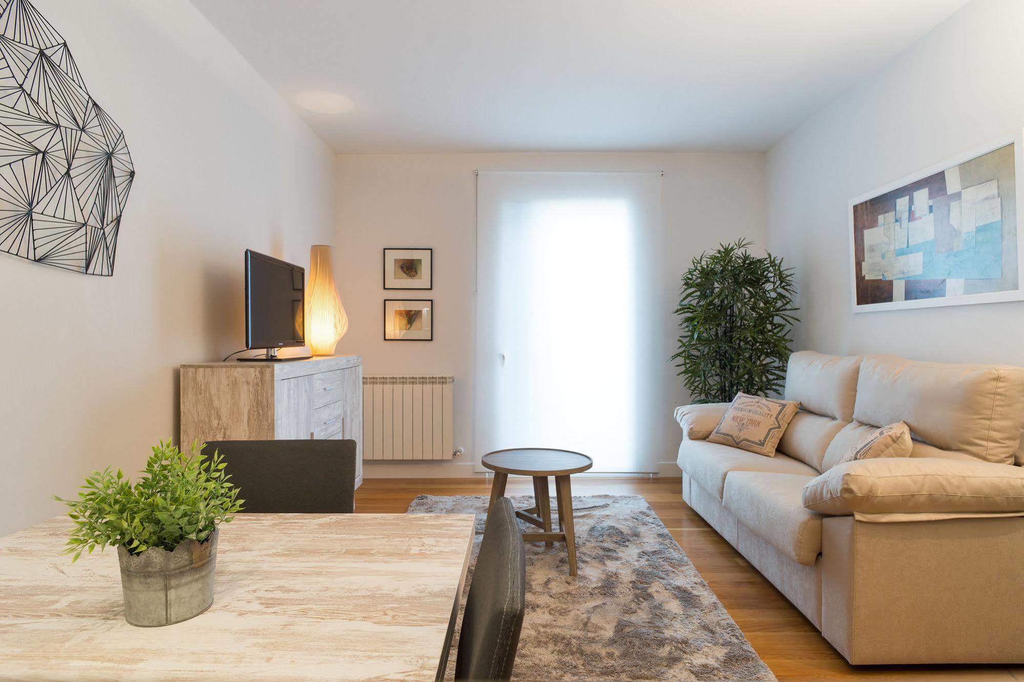 Apartment Garibay Boulevard - Ib.