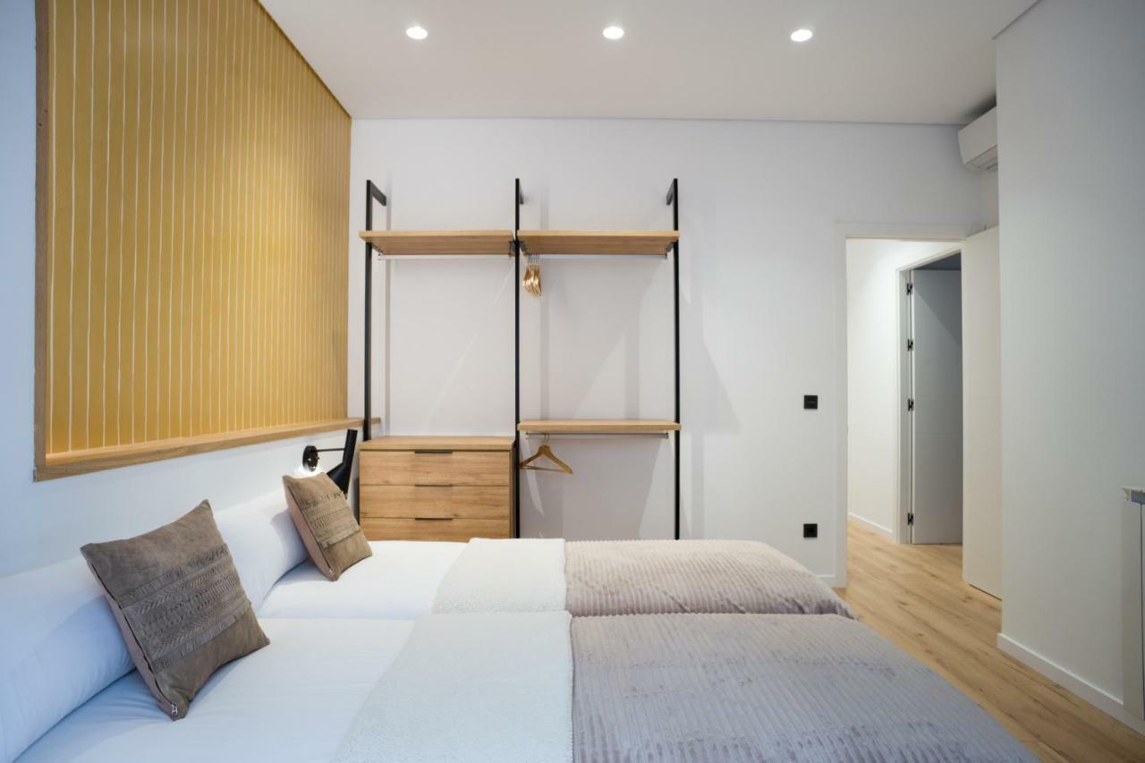 Cantabric Plaza / Iberorent *