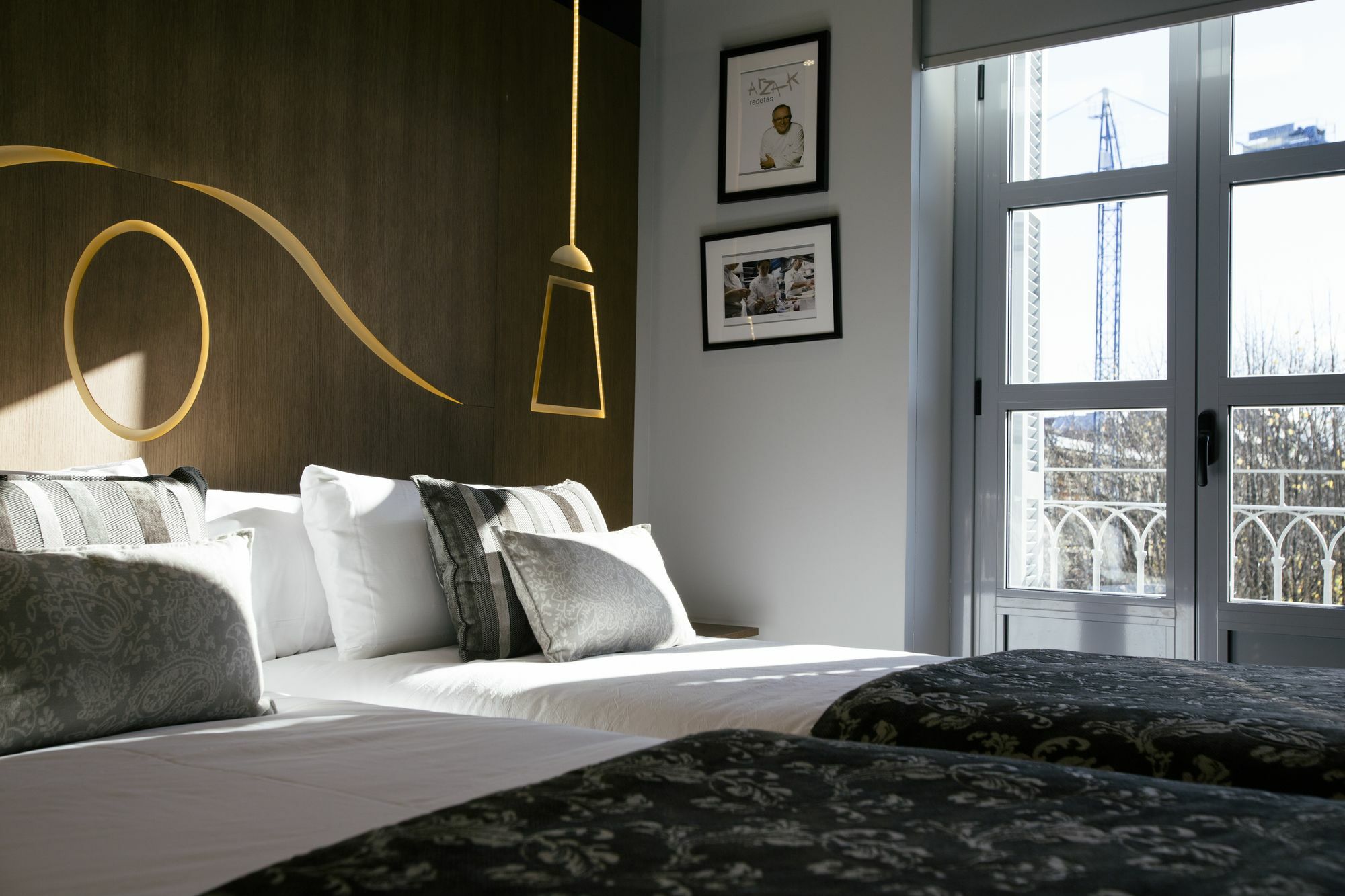 Guest house Legazpi Doce & 3*