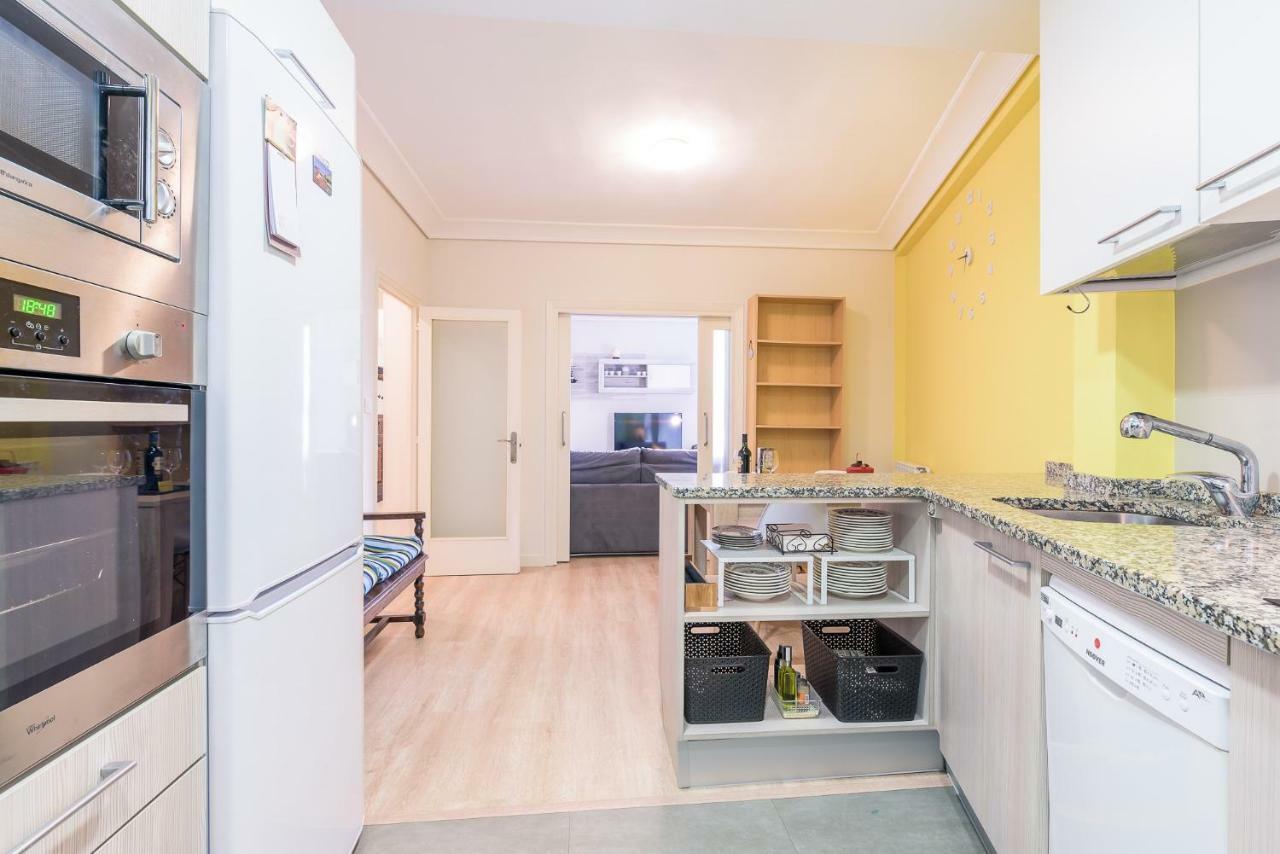 Apartment Zurriola - Beachside Comfort San Sebastian