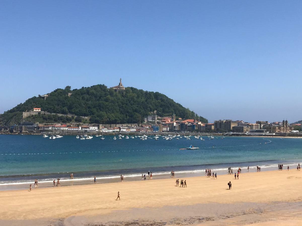 La Madame On La Concha Beach, Seaview San Sebastián