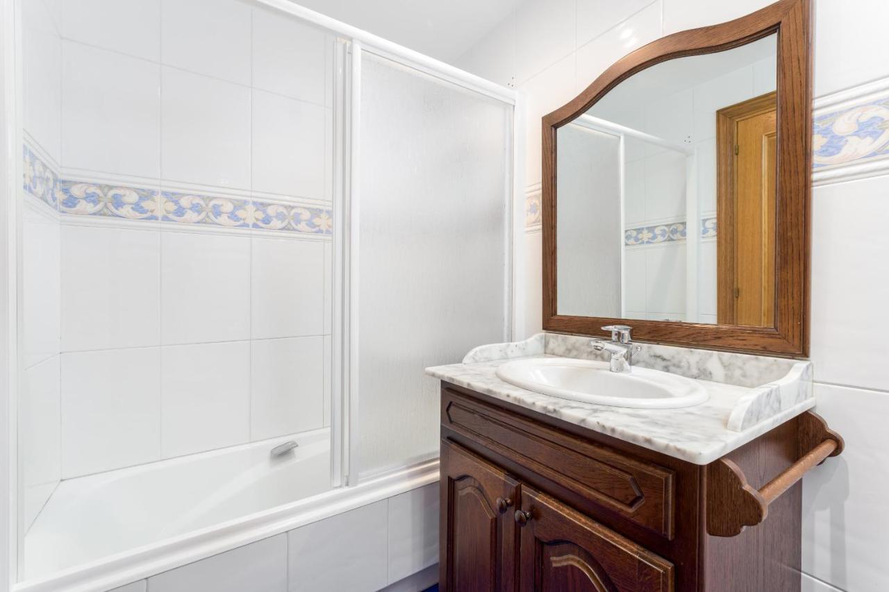 Always Easy I Pio Baroja Apartment San Sebastian