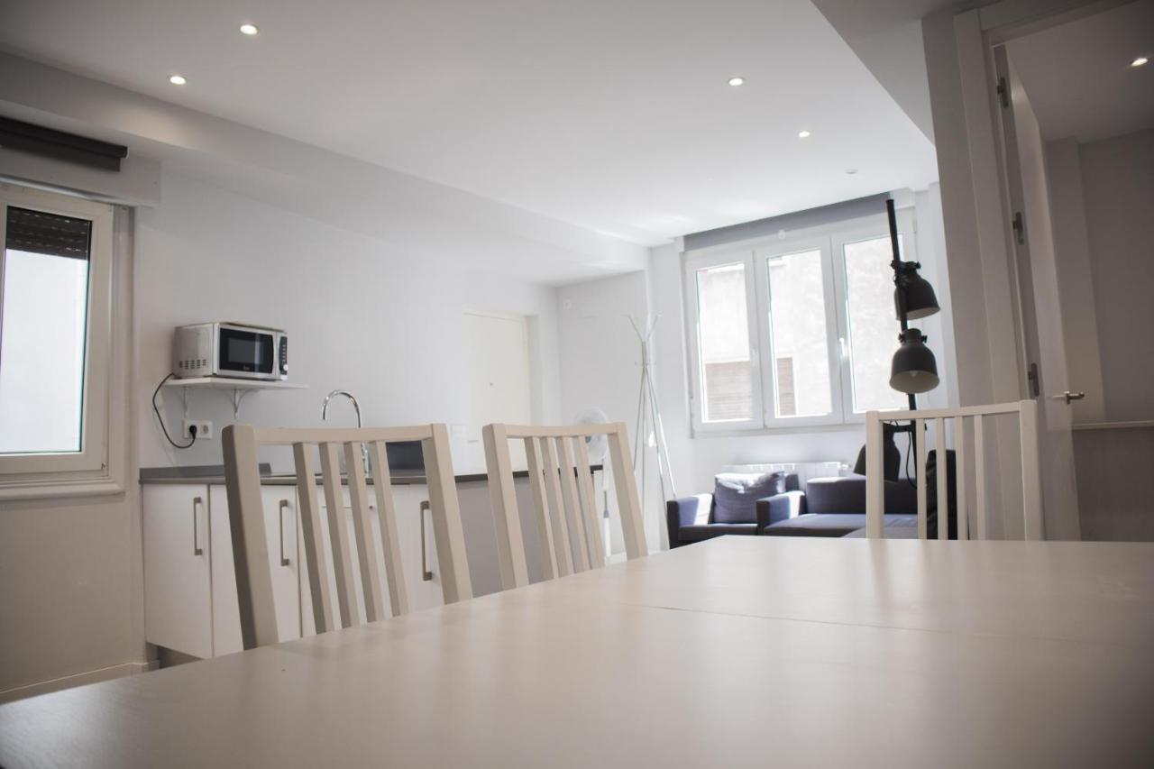 Apartment Plaza B - Local Rentss San Sebastian