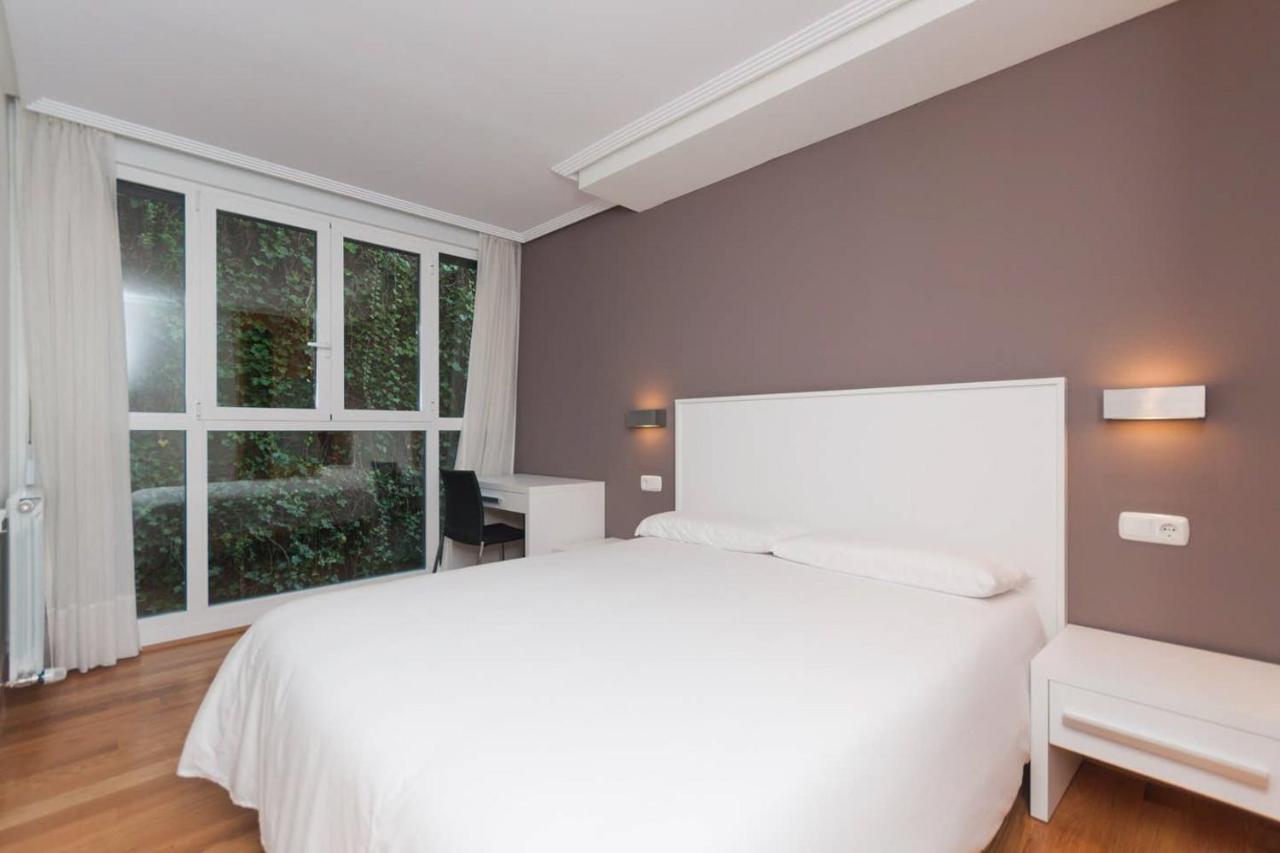Ulia Apartments- Garden Boutique Apartment