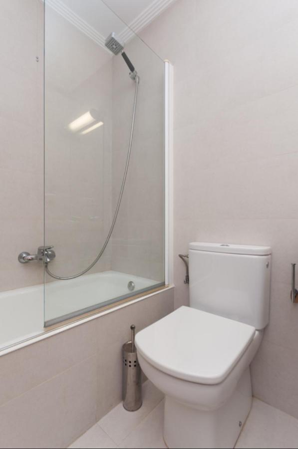 Apartment Ulia A - Local Rentss