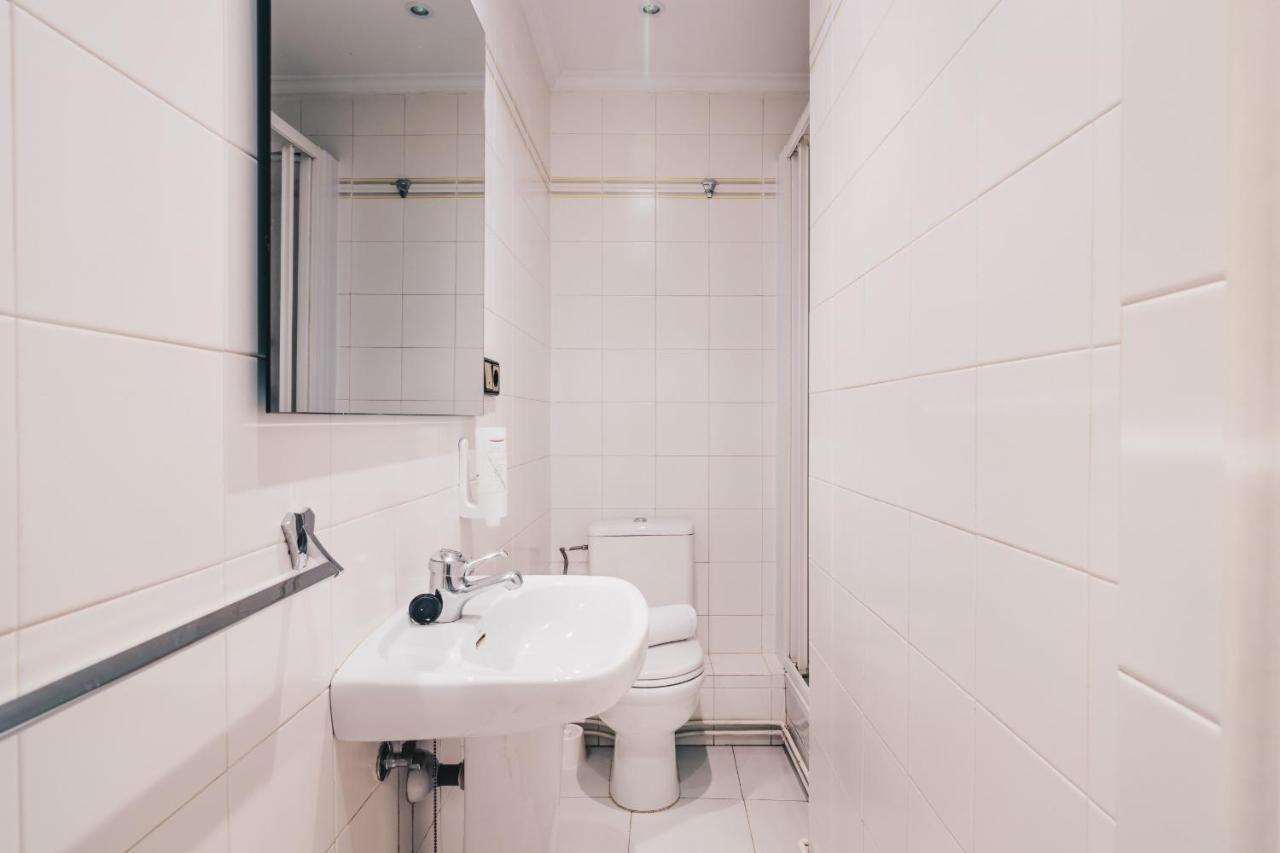 Easo By People Apartment *