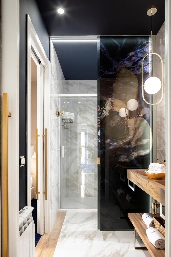 Luxurious By Sebastiana Group