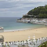 Playa de La Concha 7 by FeelFree Rentals