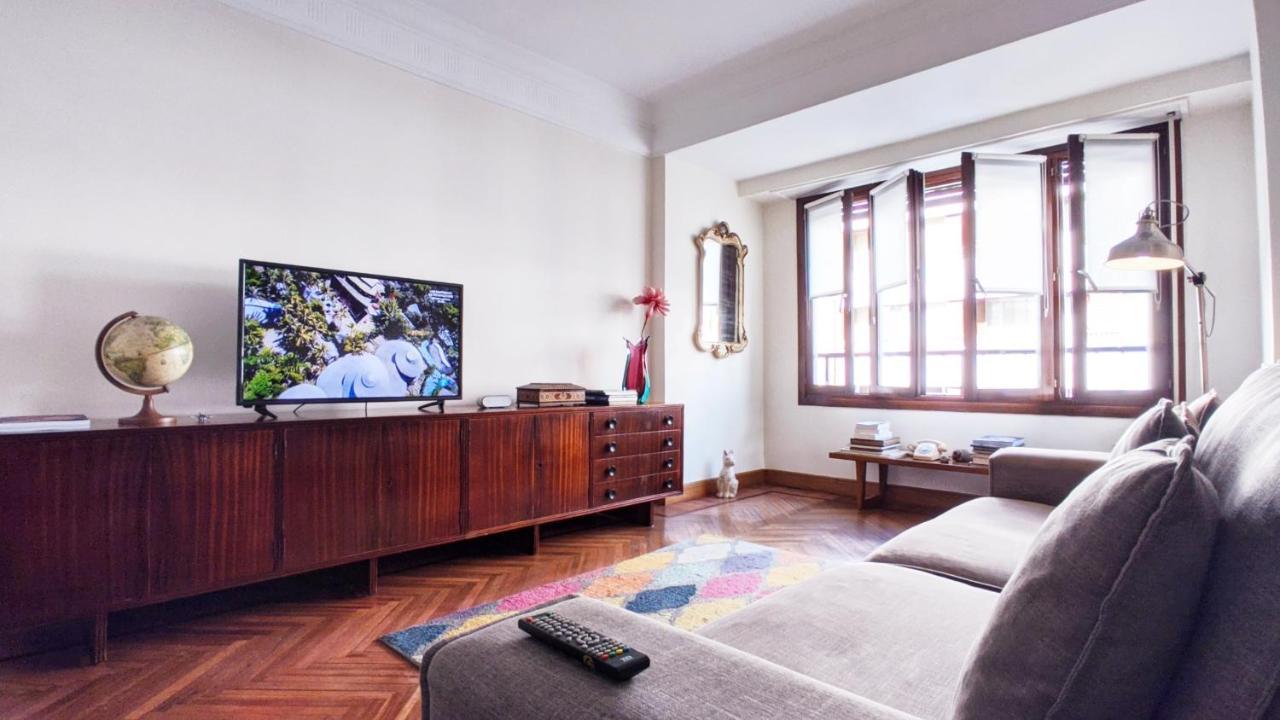 Spacious Confortable Next And Pintxos Area *