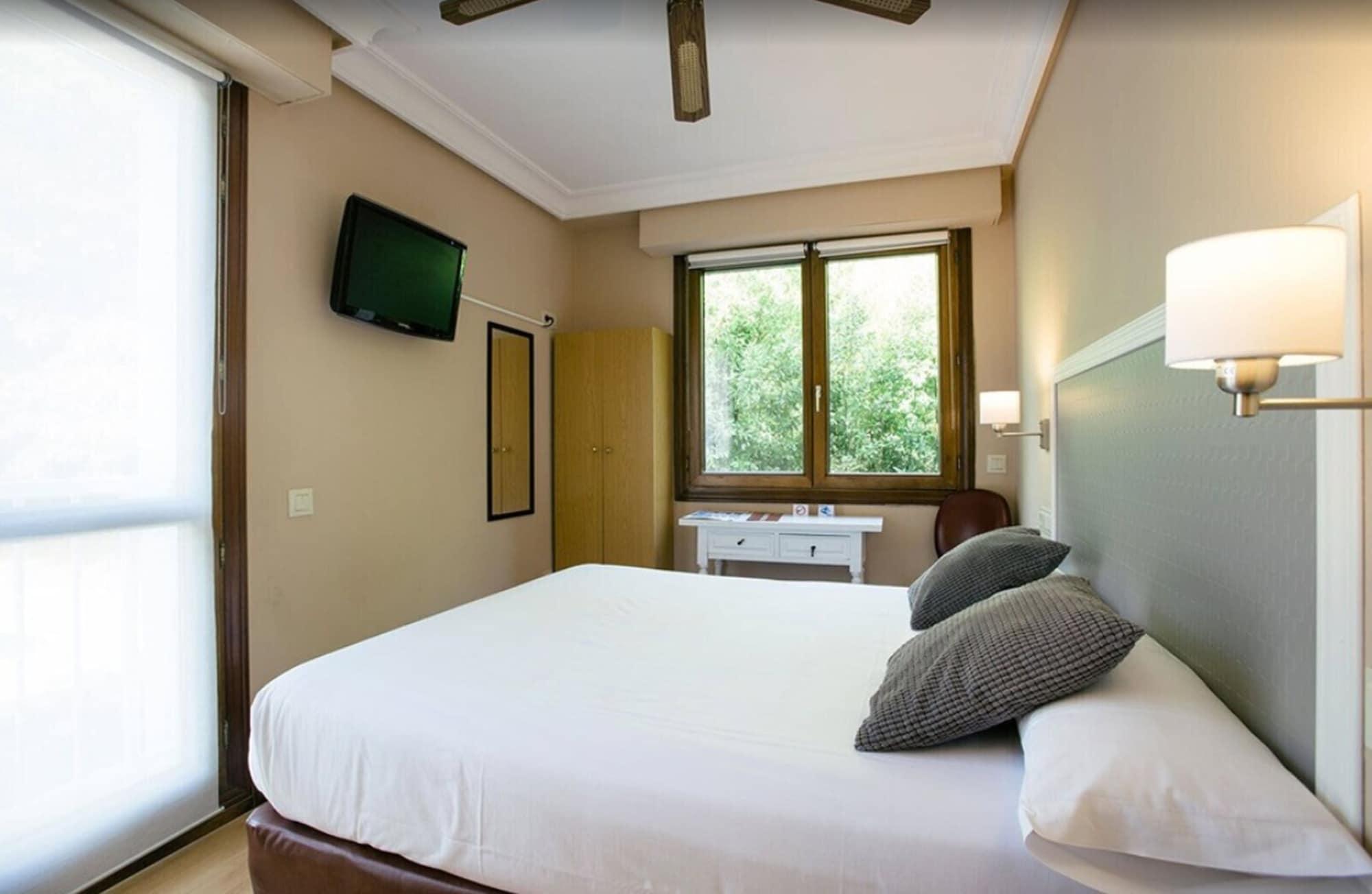 Monte Ulia Hotel *
