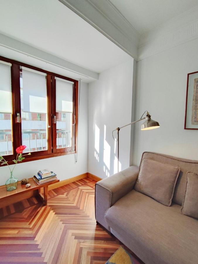 Spacious Confortable Next And Pintxos Area