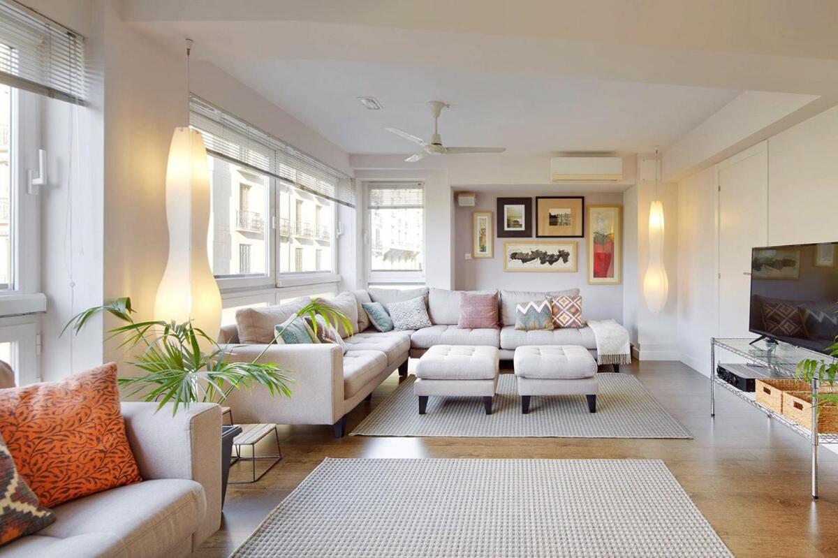 Heart Of San Sebastian⎮walk Score 99⎮3 Baths Apartment *