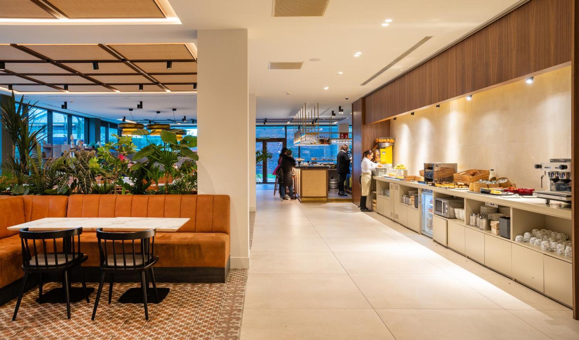 Hotel Leonardo 3*
