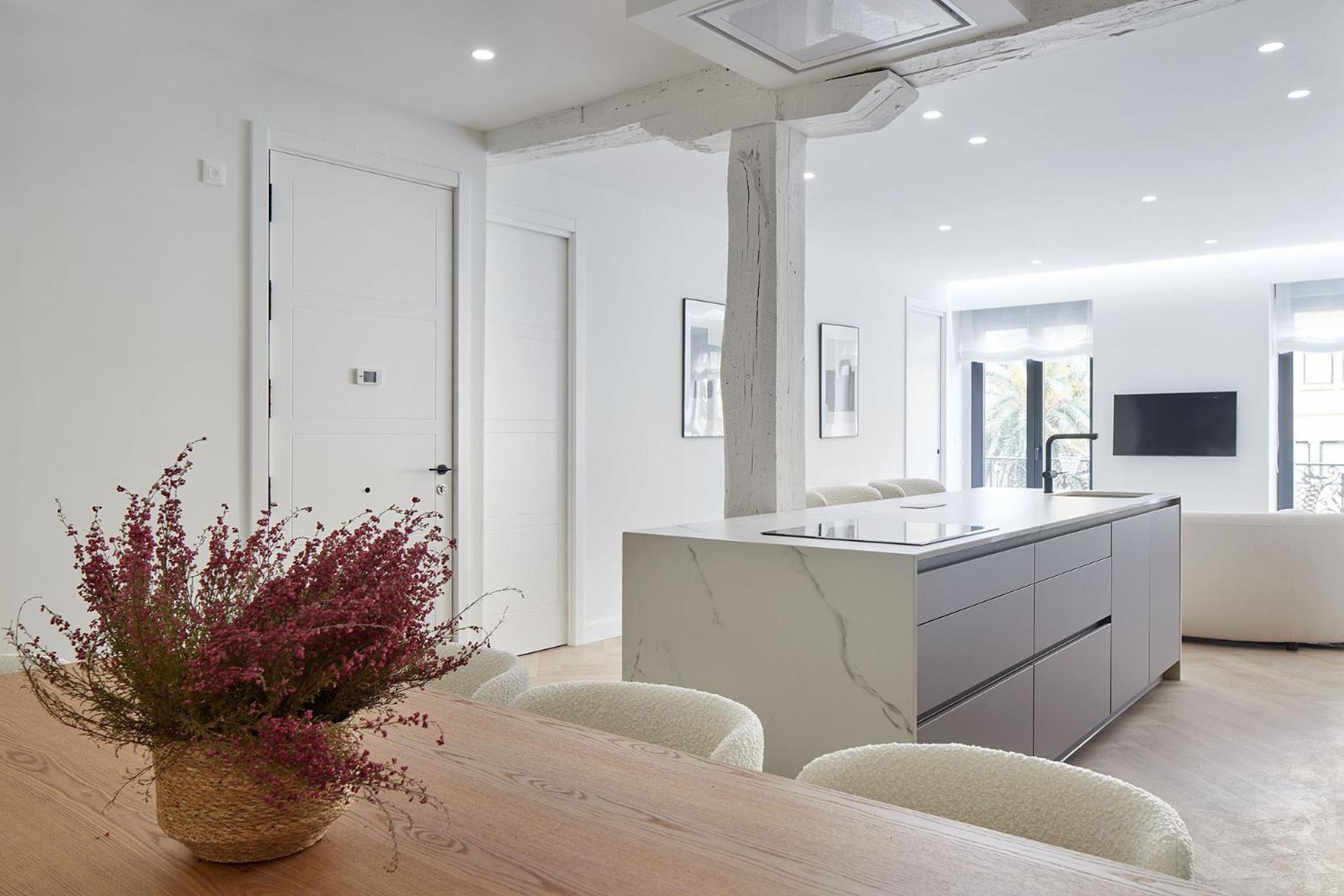 The Collection - Opera Apartment