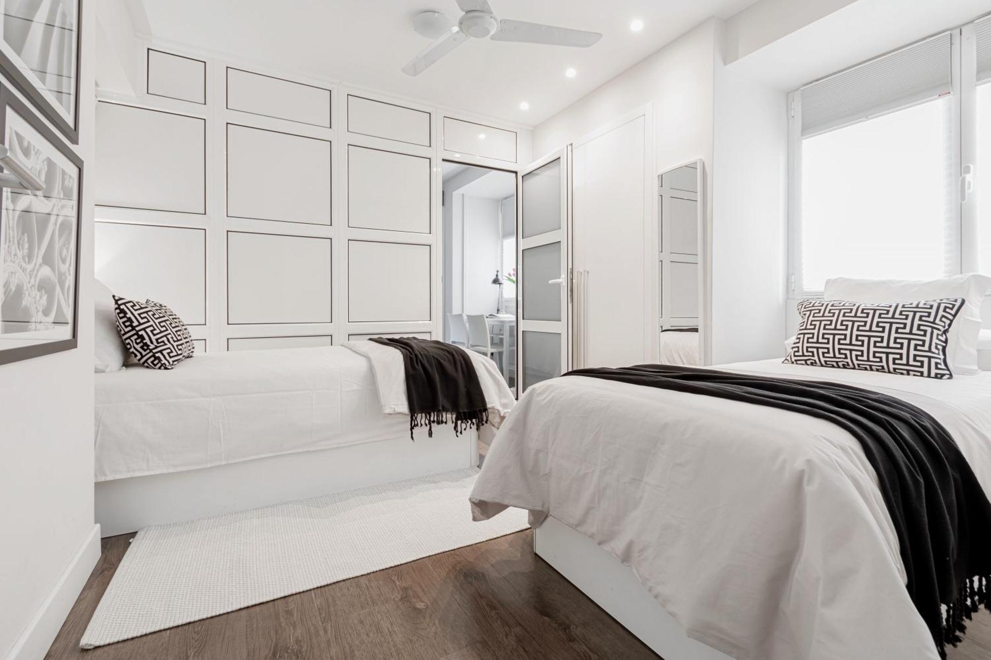 Heart Of San Sebastian⎮walk Score 99⎮3 Baths Apartment