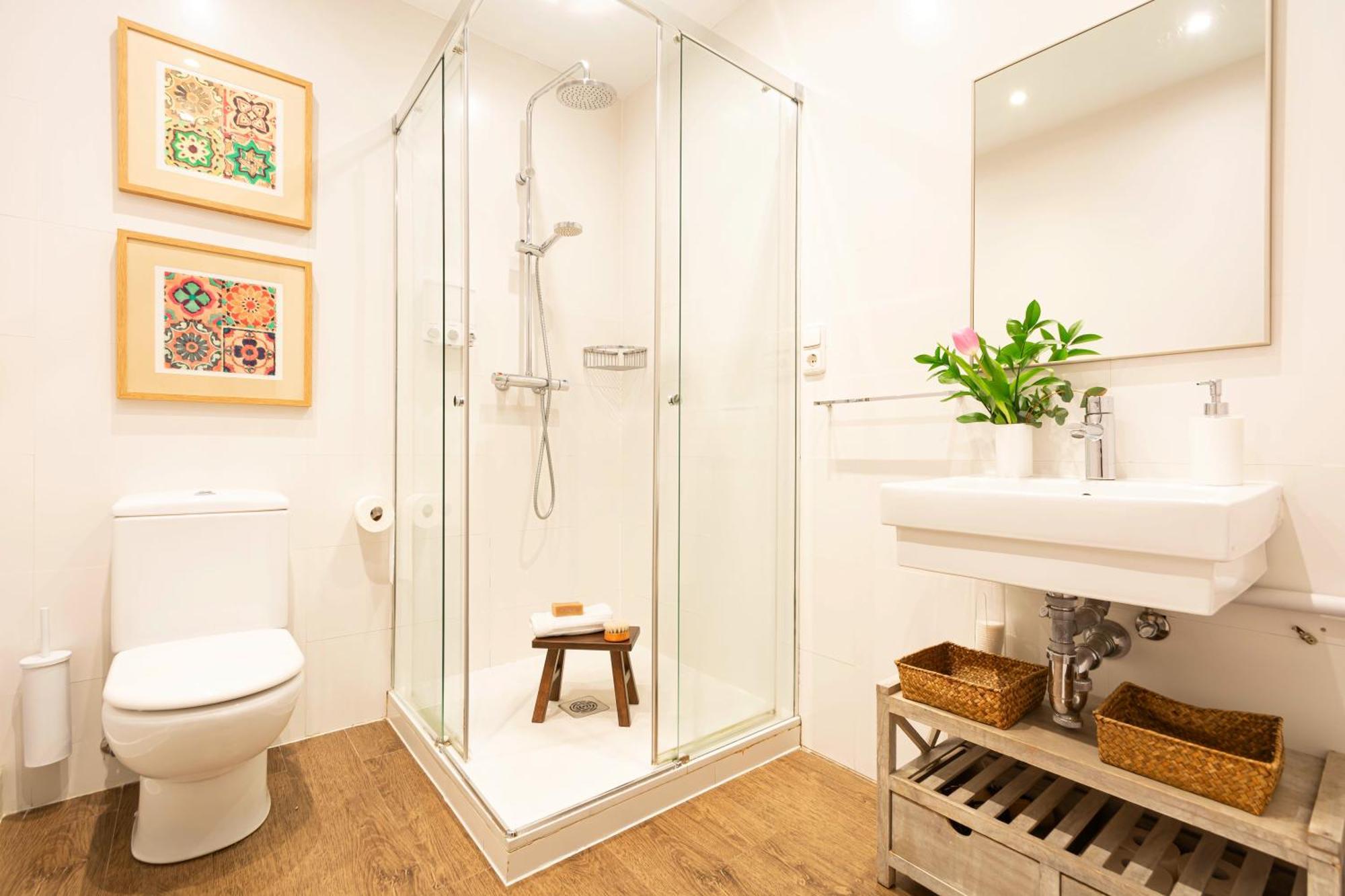 Heart Of San Sebastian⎮walk Score 99⎮3 Baths San Sebastian
