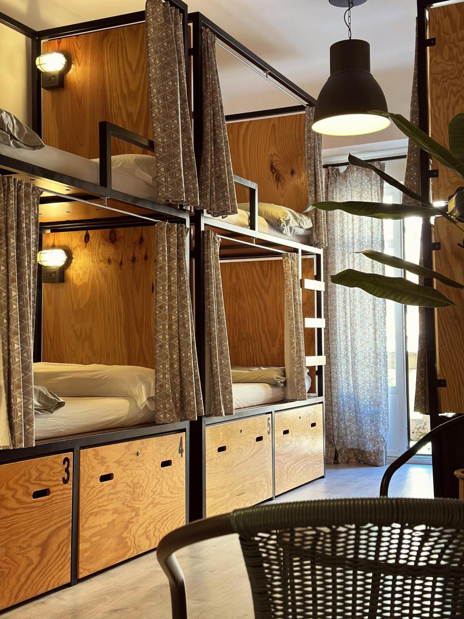 Hostel Surfing Etxea - Surf San Sebastian