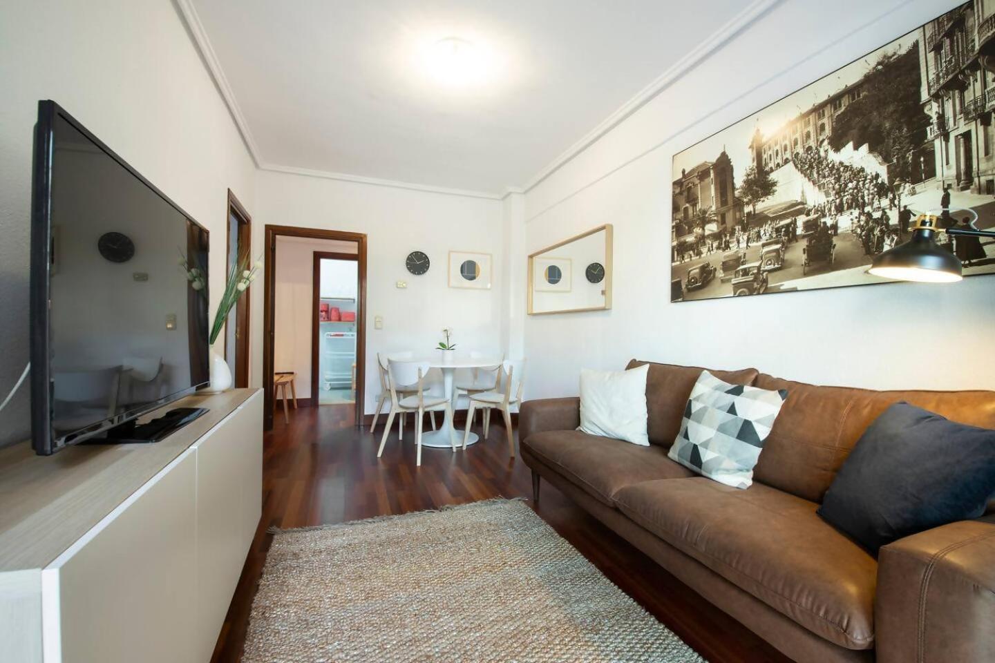 Agradable Con Parking En Gros Appartement *