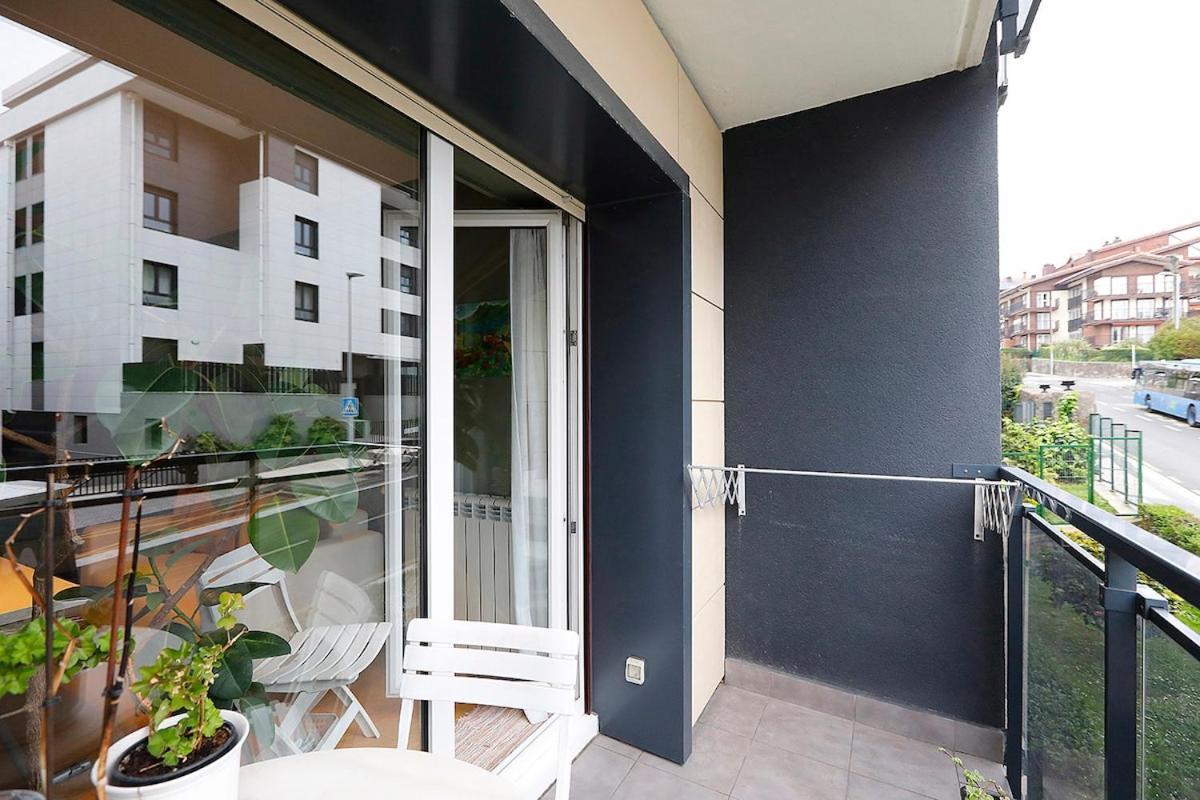Bright 2 Bedrooms And 2 Bathrooms, Balcony And Views * San Sebastian