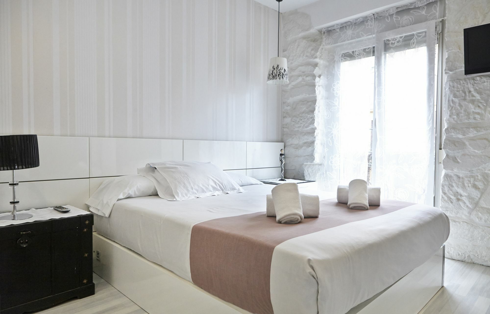 Basque Homes - Buen Pastor Apartment San Sebastian