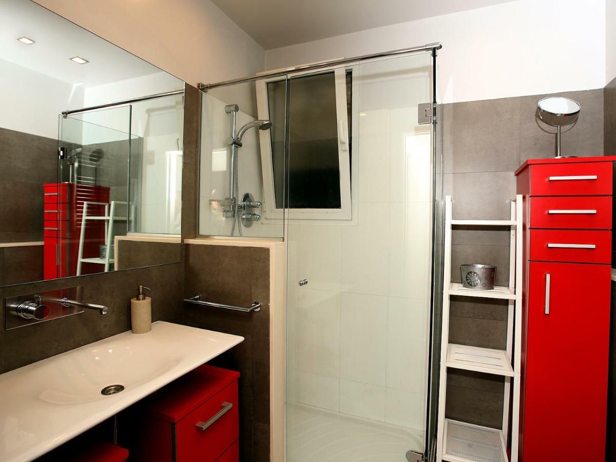 Urbieta Apartment