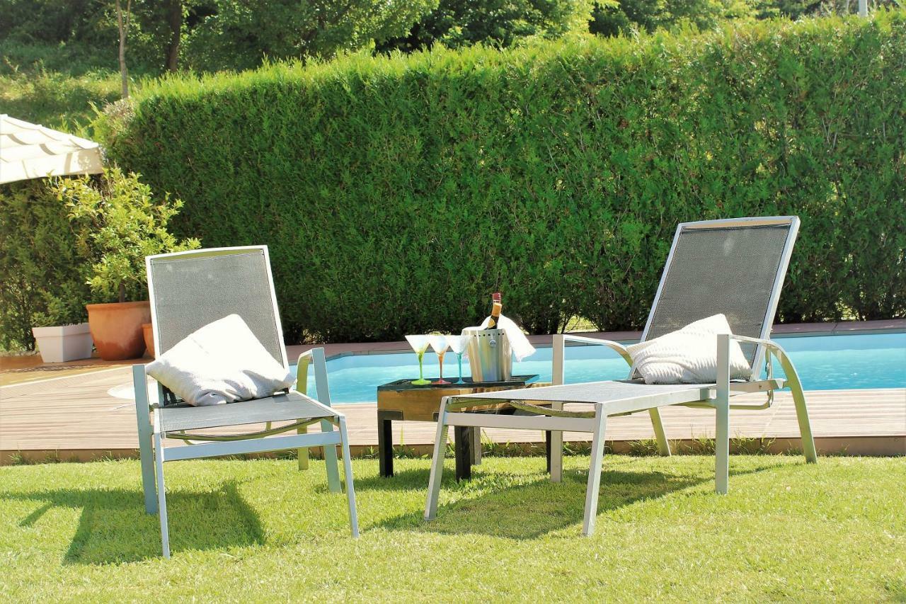 Villa Bonita Pareada Con Piscina Privada