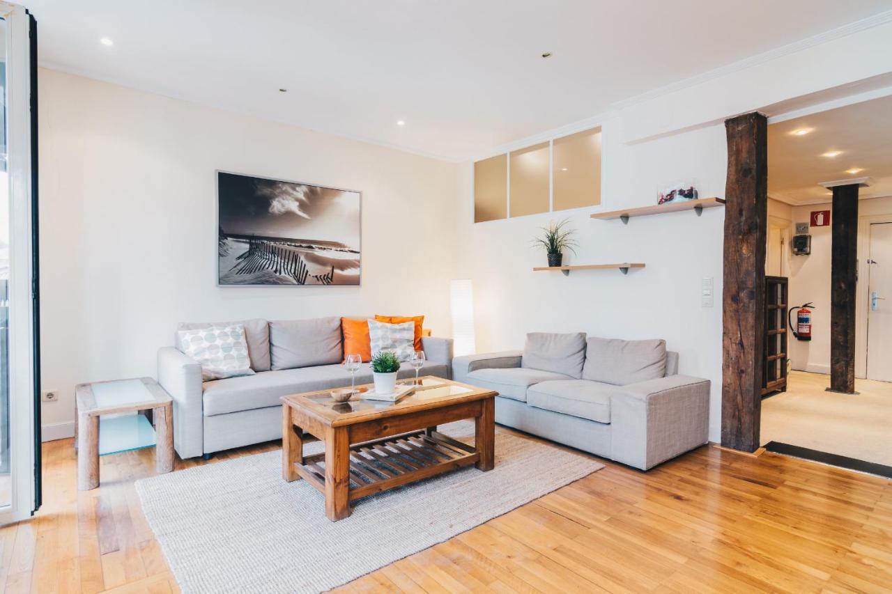 Azoka By People Apartment